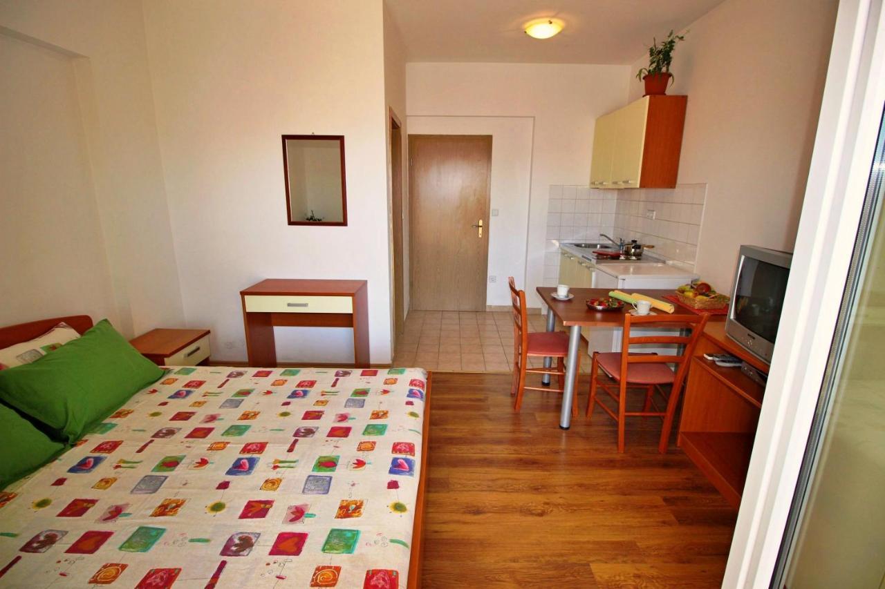 Apartments Marko Nemira Omis Ngoại thất bức ảnh