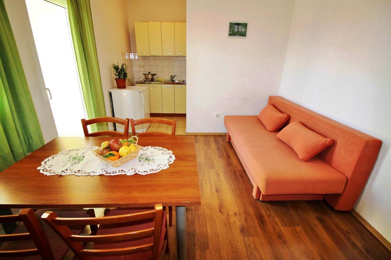 Apartments Marko Nemira Omis Ngoại thất bức ảnh