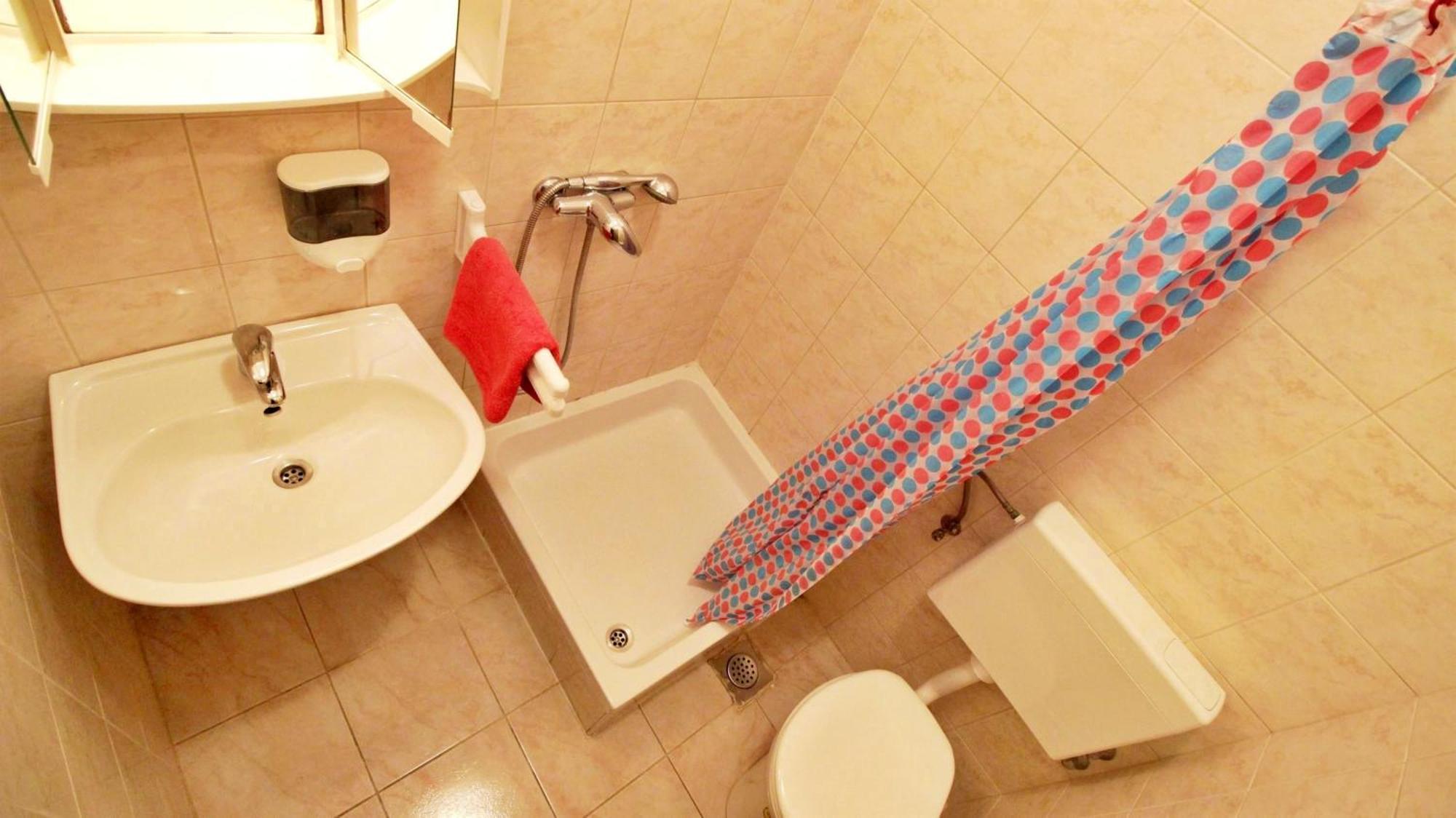 Apartments Marko Nemira Omis Phòng bức ảnh