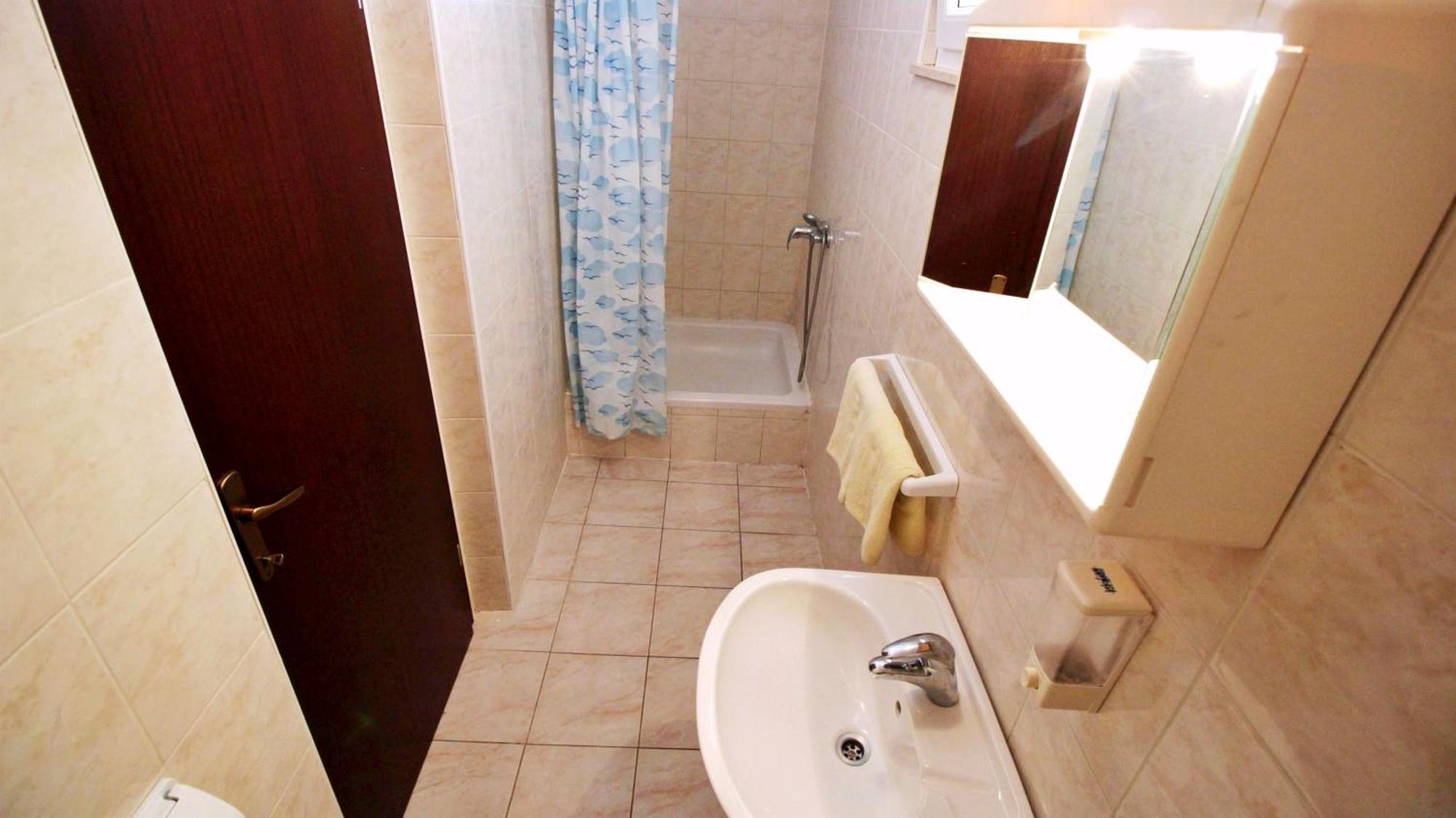 Apartments Marko Nemira Omis Phòng bức ảnh