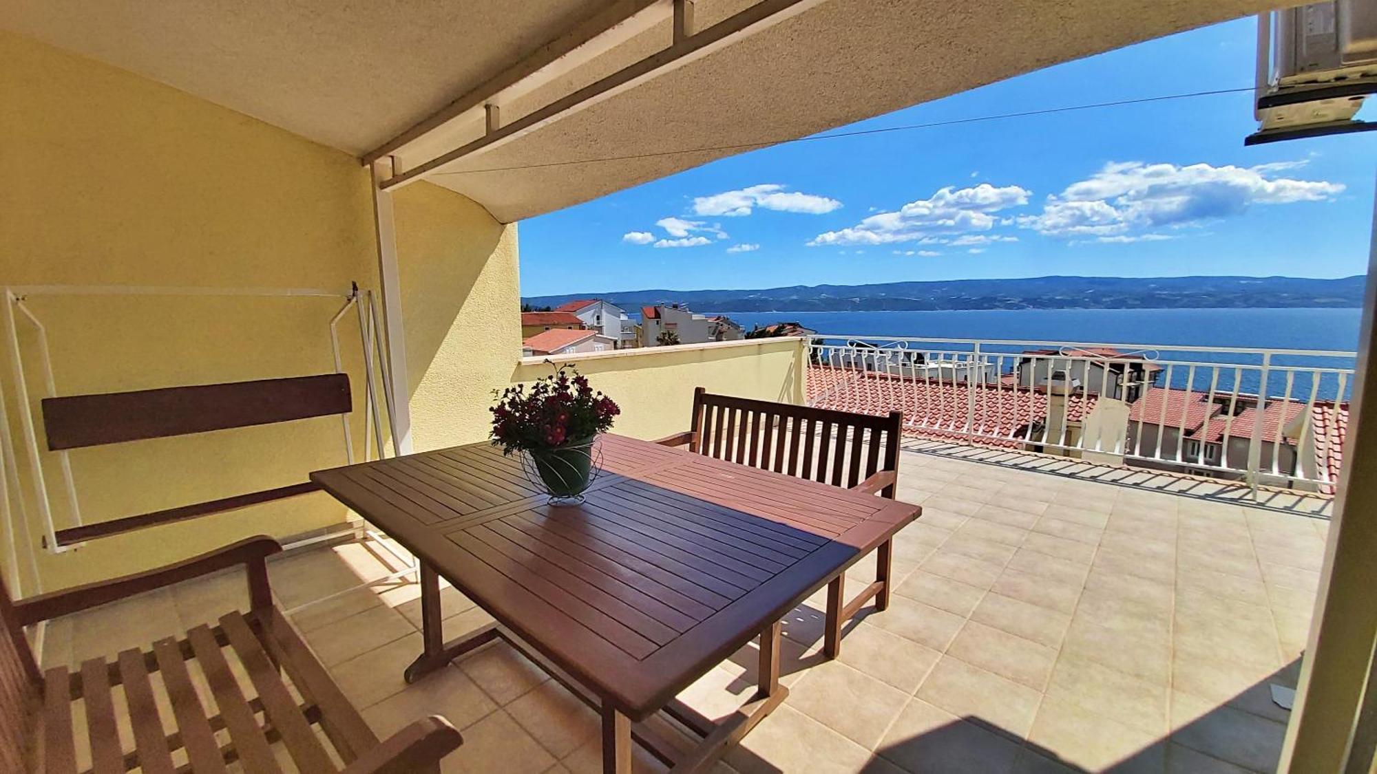 Apartments Marko Nemira Omis Phòng bức ảnh